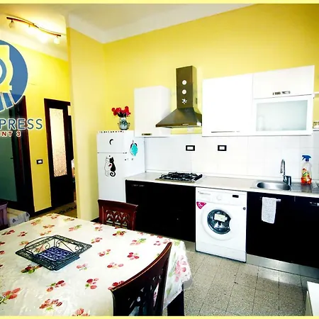 5 Terre Express 3 *