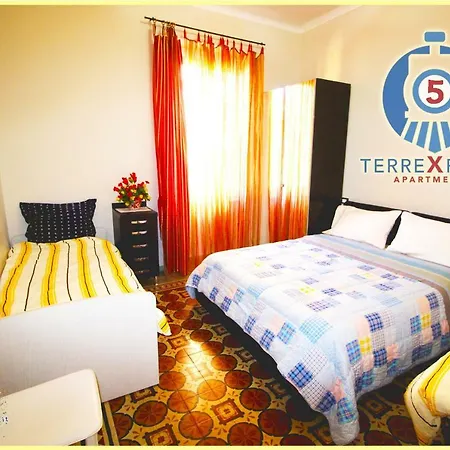 Apartment 5 Terre Express 3