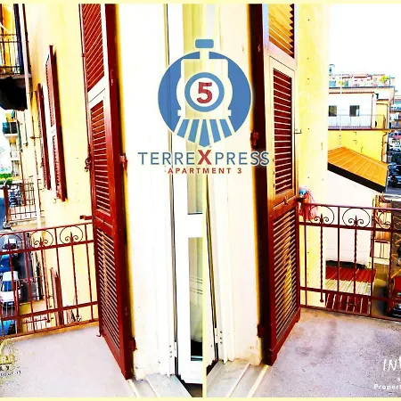 5 Terre Express 3 Apartment *